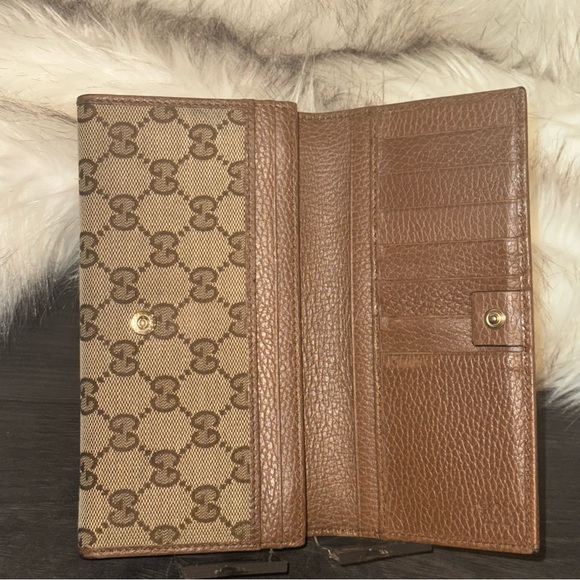 💰⬇️ GUCCI 
Pre-Loved Beige GG Canvas Flap Continental Wallet 💕 - Picture 6 of 16